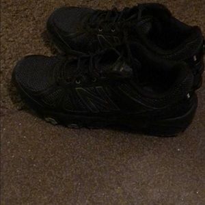 New Balance tennis shoes